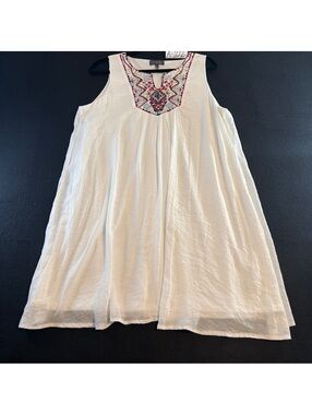 Luxology Womens 16 White Embroidered Sleeveless Swing Tunic Boho Blouse Top